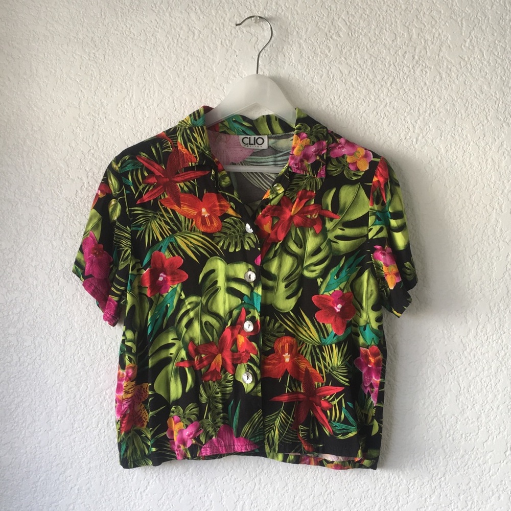 Vintage Vibrant Tropical Button Up Blouse